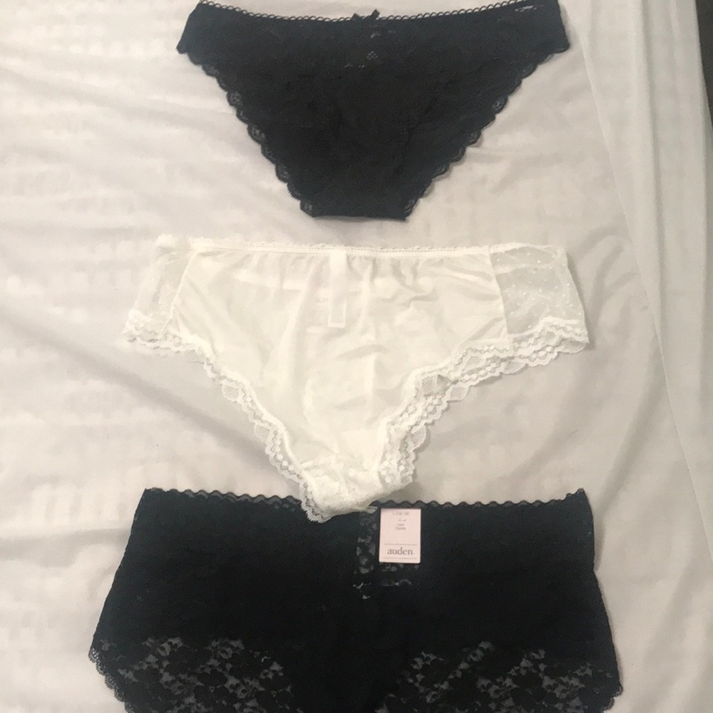 NWT- 3 pairs of underwear